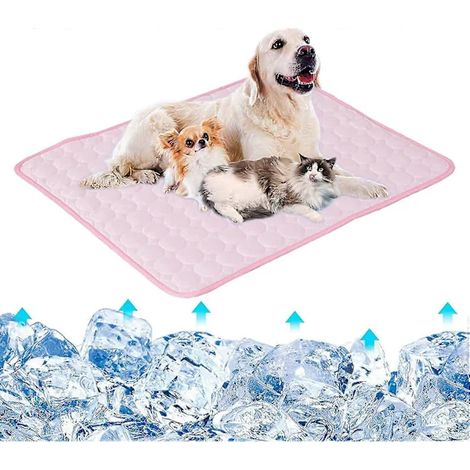 Tapis rafraîchissant pour chiens, couverture rafraîchissante lavable rose XS pour niche, canapé et lit (1/3)