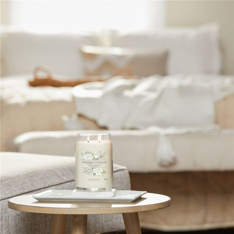 Yankee Candle Signature Duftkerze im großen Glas, Duftrichtung Weiße Gardenie, 567 g (1/4)