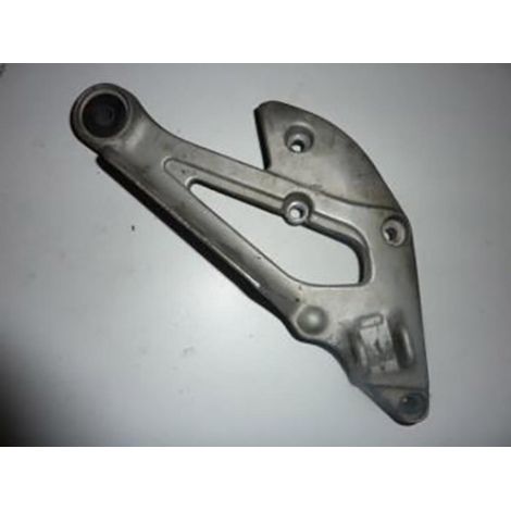 [PRODUIT D'OCCASION] Platine de repose pied pilote droit origine pour moto Yamaha 600