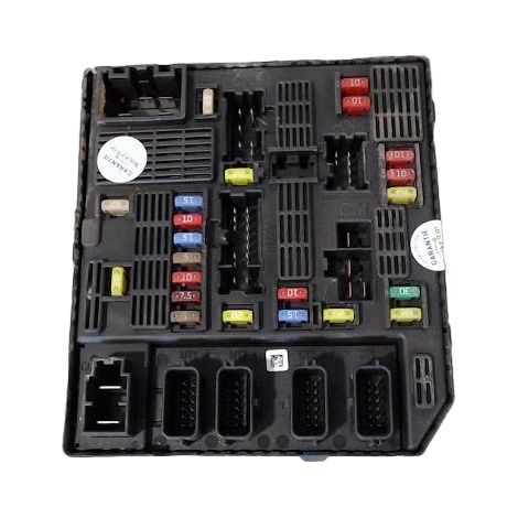 Boite A Fusibles RENAULT Megane [PRODUIT D'OCCASION]♻️usmjr95scenic3