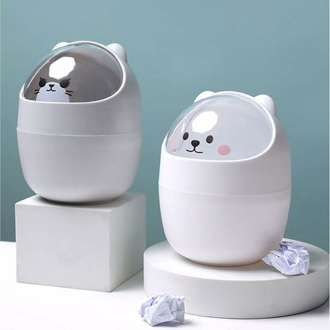 Mini Poubelle de Table Avec Couvercle,Dessin Animé Petit Ours Corbeille à Papier Retourner Design Poubelle de Bureau Poubelle en Plastique de Qualité Poubelle Pour le du Papier Recyclage (1/5)