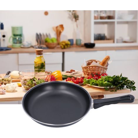 25cm non-stick frying pan, induction and gas compatible, ideal for small cooking needs. (1/5)