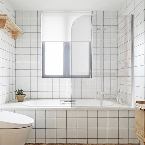 Jiubiaz Duschwand Badewanne 100 x 140 cm, 2-teilig faltbare Badewannenfaltwand, Badewannenaufsatz aus 6 mm ESG Sicherheitsglas, 180° schwenkbar, Silber Transparent (1/5)