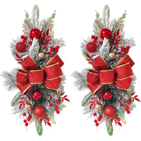 2 Weihnachtskränze für Treppenaufgänge (55 cm Durchmesser) mit Beeren, Tannenzapfen, Schleife und tropfenförmigen Girlanden (rot) (1/3)