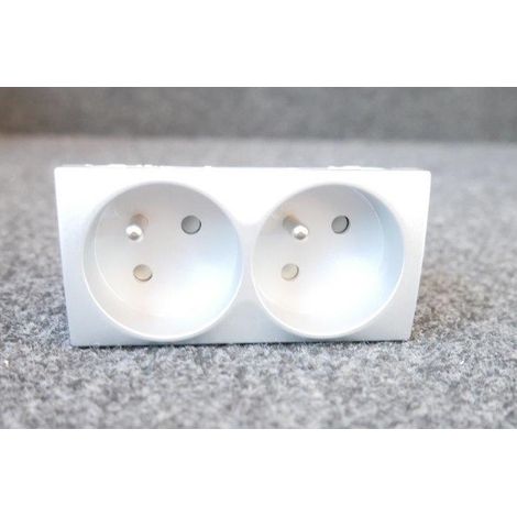Bloc 2 prisez 2P+T 16A 45° aluminium mecanisme 90x45mm à clipser ALTIRA