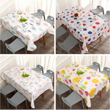 Lot de 4 nappes rectangulaires en PVC (137 x 90 cm), motif dessin animé, imperméables et résistantes à l'huile, pour protéger votre table. (1/5)