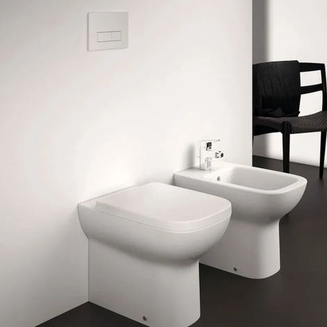 IDEAL STANDARD I.Life A wc scarico traslato +bidet filoparete+sedile avvolgente con chiusura tradizionale codice prod: T453001 T463101 T464101