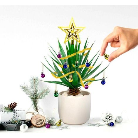 Festdeko - GIFT REPUBLIC - Mini Weihnachtsbaum - Mehrfarbig - 10 Mini Kugeln - Unisex