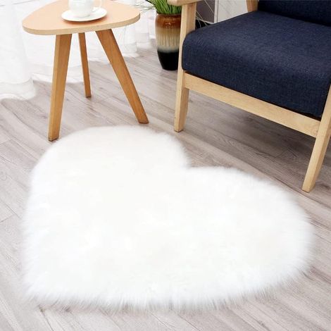 Tapis Coeur Doux et Confortable 90x70 cm, Moquette en Forme de Coeur pour Chambre, Salon, Chambre d'Enfant, Décoration Fille Adolescent, Carpette Blanche (1/5)