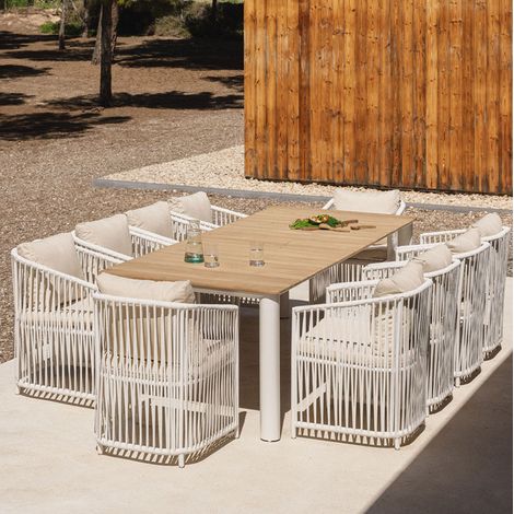 SKLUM Rechteckiges Tischset 260x100 cm aus Aluminium und Teakholz Sirka und 10 Sophie Aluminium-Gartenstühle Gardenia Weiß                                  