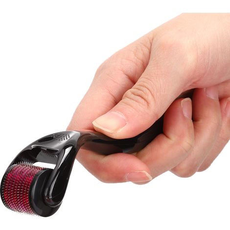 Rouleau de Massage Visage 540 Micro-Aiguilles Anti-Rides Soin Peau, Éliminateur de Rides, Appareil de Massage Facial (Noir Violet) (1/5)