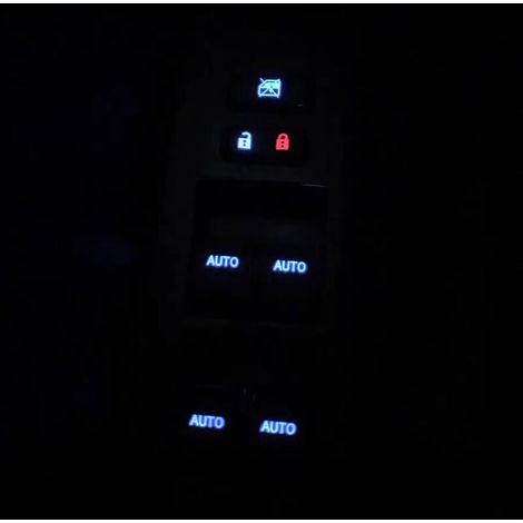 84820-06100 Toyota Camry 06-17 Mise à niveau de l'interrupteur de régulateur de fenêtre avec LED quatre portes automatique, avec lumières LED, contrôle la montée et la descente automatiques des quatre
