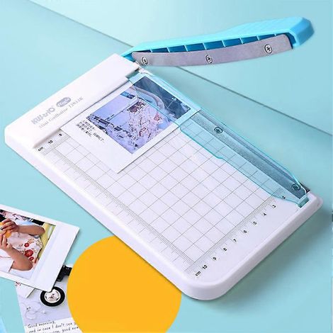 Coupe-papier robuste : lame guillotine tranchante, largeur de coupe de 155 mm, portable et durable pour le bureau, l’école et les loisirs créatifs. (1/4)