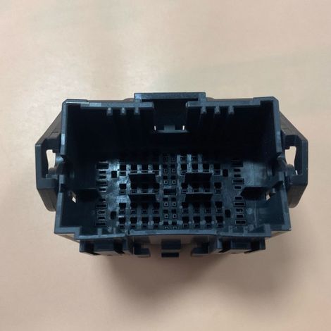 Faisceau de câblage pour connecteur automobile 2298640-1 à 48 broches (1/4)