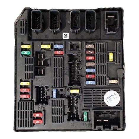 [PRODUIT D'OCCASION] Boite A Fusibles RENAULT Megane ♻️ Ref Oe. Usmjr95l3 - Garantie à vie (1/4)