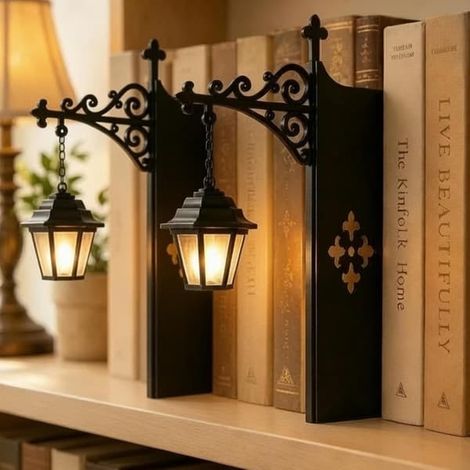 BelleRise - 2 PCS lanterne de bibliothèque vintage LED, lumière de lecture chaude, serre-livres décoratifs en métal pour maison lecteur (1/5)
