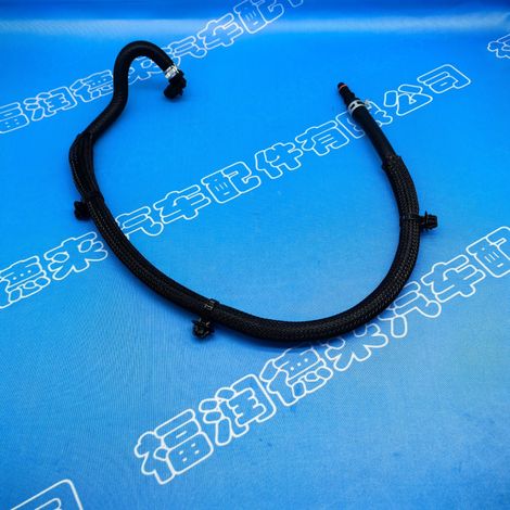 21741-6LA0A is suitable for Nissan Qashqai J11Z, Sylphy B18Z, and auxiliary water tank hoses with rigid connectors. (1/4)