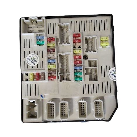 [PRODUIT D'OCCASION] Boite A Fusibles RENAULT Megane ♻️ Ref Oe. 284b69854r - Garantie à vie (1/5)