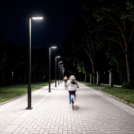 Lampione LED 60W Harlem Chip OSRAM Nero 4000K Bianco Naturale