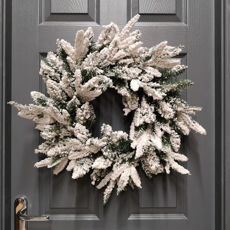 Premier 50cm Lapland Flocked Wreath with PE and PVC Tips (1/3)