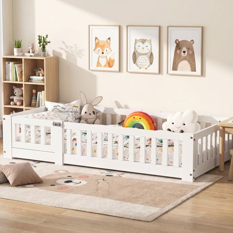 Lit au sol 90x190 cm–Lit enfant 90x190 cm avec barrières de sécurité– sommier à lattes–Pin massif– blanc (1/5)