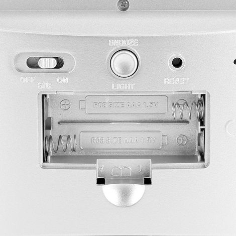 Réveil numérique LCD argenté avec capteur sonore, horloge de table, calendrier et thermomètre, affichage température, design bureau moderne. (1/5)