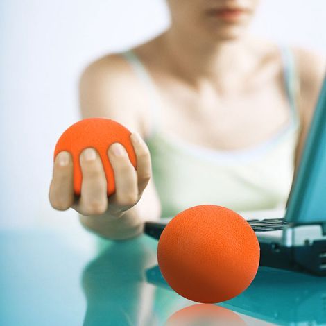 Silicone massage ball to strengthen hands and fingers, relieve stress (Orange 20) - AquaForge (1/3)