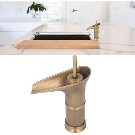 Grifo de baño antiguo europeo giratorio de 90° fabricado en cobre y cromo. (1/5)