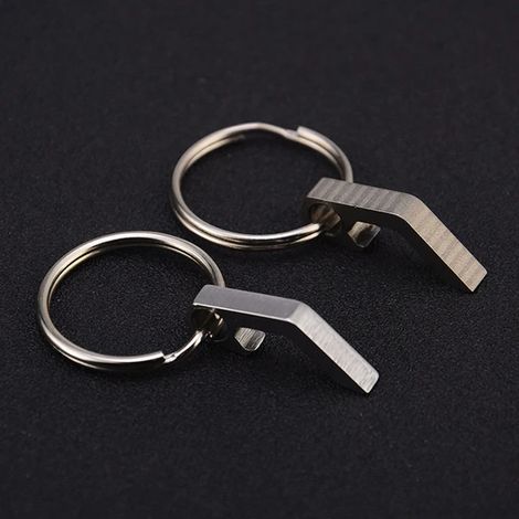 Mini-Flaschenöffner aus Edelstahl mit Titan-Schlüsselanhänger – Praktisches Bar-Zubehör – Küchenhelfer aus Edelstahl – 2 Stück (1/2)
