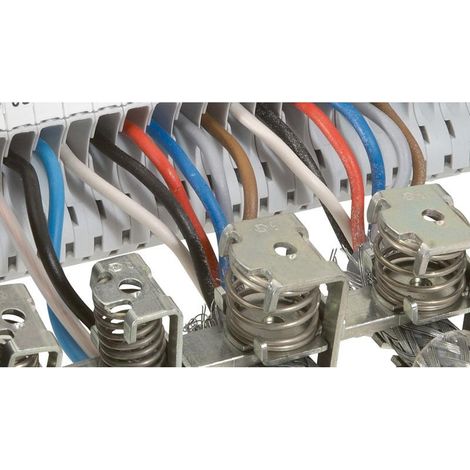 ETRIER BLINDAGE D4/13,5MM LEGRAND 037531