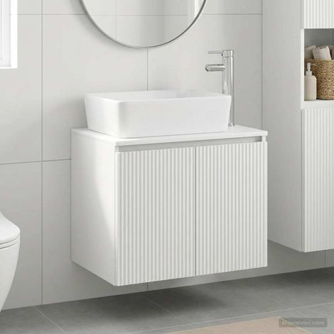 vidaXL Bathroom Furniture Set White Engineered Wood (1/5)