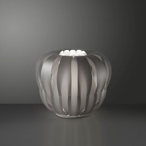 Silberne Stehlampe aus weißem Metall 60 x 55h