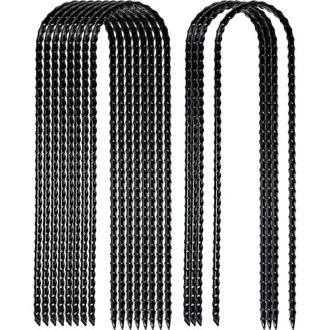 12 clous en forme de U, de 10 cm de long et de 8.0 mm d'épaisseur, adaptés aux toiles de paillage, utilisés pour fixer solidement la bâche. (1/5)
