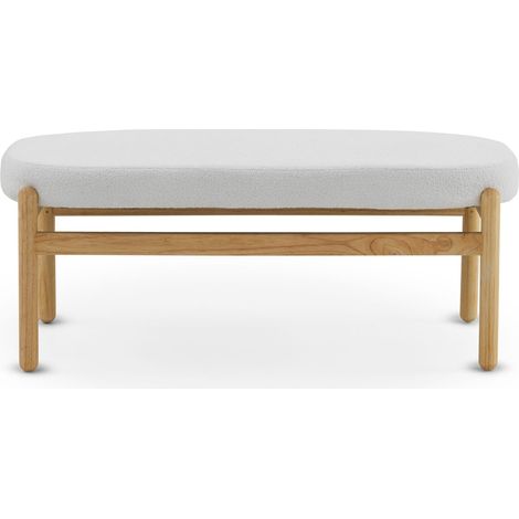 Tabouret recouvert de tissu bouclé blanc, avec une structure et des pieds en pin naturel. (1/5)