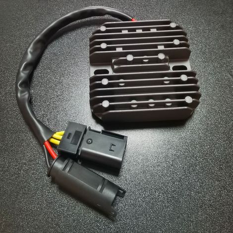 The voltage regulator rectifier is suitable for BMW G310R K03 2016-2020 61148559626 (1/4)