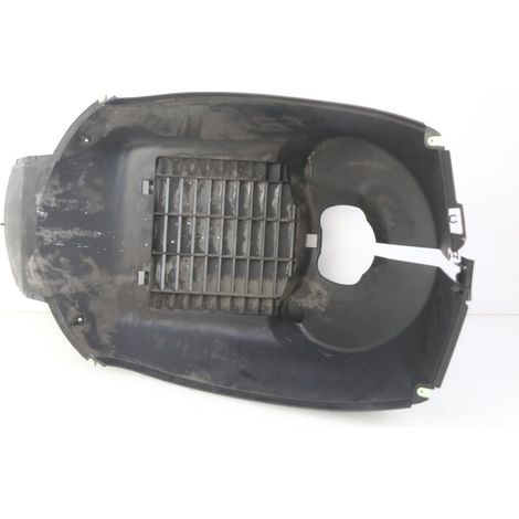 GRILLE RADIATEUR PEUGEOT SATELIS COMPRESSOR K15 125 2006 - 2009 (1/5)