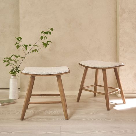 Lot de 2 tabourets en teck massif et tissu bouclette 45 cm (1/5)