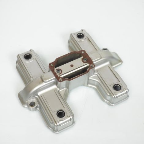[PRODUIT D'OCCASION] Cache culbuteur origine pour Moto Suzuki 500 GSE Après 1989 GM51A (1/3)