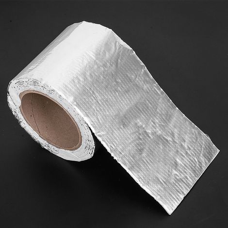 Ruban adhésif résistant et imperméable en feuille d'aluminium 10 x 500 cm pour la réparation des fissures et fuites de toitures et de murs. Feuille d'aluminium à carreaux. (1/5)