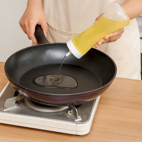 Bouteille Pressoir À Condiments - 350 ml - Bouchon À Basculer - Polyéthylène Alimentaire - Pour Huile, Sauce, Glacage - 1 Pièce (1/5)