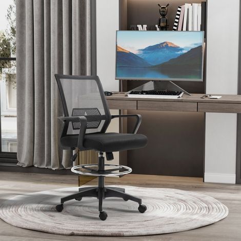 Chaise de bureau ergonomique réglable avec repose-pieds, support lombaire, assise en filet noir, hauteur ajustable, fonction basculante, fauteuil pivotant pour ordinateur. (1/5)