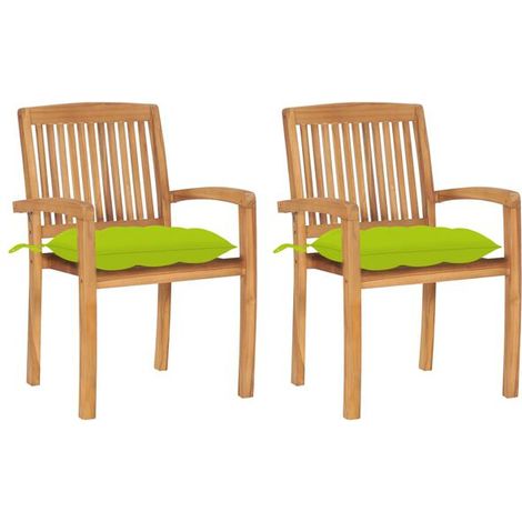 Deux chaises de jardin avec des coussins vert vif, en teck massif. (1/5)