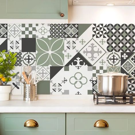 99Déco – Crédence de cuisine en aluminium composite 240x50 cm – Effet carreaux de ciment vert – Résistante à l'humidité et à la chaleur – Pose rapide sans outil (1/5)
