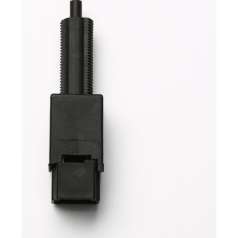 Part numbers 25320-4M400 and 25320-4M40A are compatible with the reversing light and brake light switches of the Nissan X-Trail. (1/4)