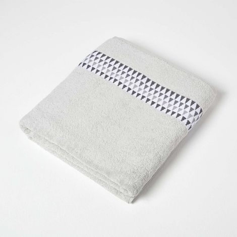 HOMESCAPES Drap de bain en coton gris à motif géométrique, 100 x 150 cm