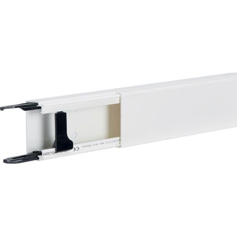 Goulotte lifea PVC h57mmxp30mm avec 2 éclisses et 4 agrafes M7239 RAL 9016 Pure HAGER LFF3006009016