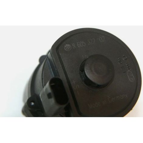 Pompe à eau auxiliaire 0392023227 compatible avec BMW 340i, 440i, X1 et X2 (2016-2020) (1/4)
