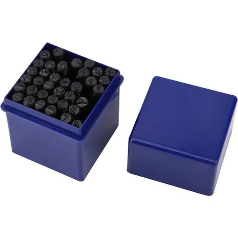 Ensemble de 36 poinçons en acier de 5 mm pour lettres et chiffres. (1/3)