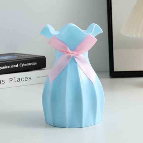 Vase en plastique bleu, 10,5 x 16 cm – avec une ouverture en forme de feuille de lotus – parfait pour les fleurs séchées et la décoration moderne.