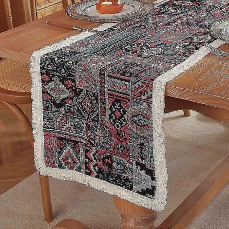 Chemin de table jacquard style vintage avec pompons - Un travail jacquard d'une qualité exceptionnelle et un design à pompons raffiné, idéal pour les amateurs de style antique. 202 (1/4)